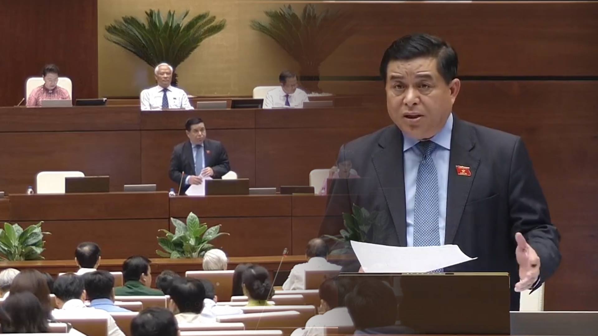 Bo truong Ke hoach Dau tu chua lam hai long dai bieu hinh anh