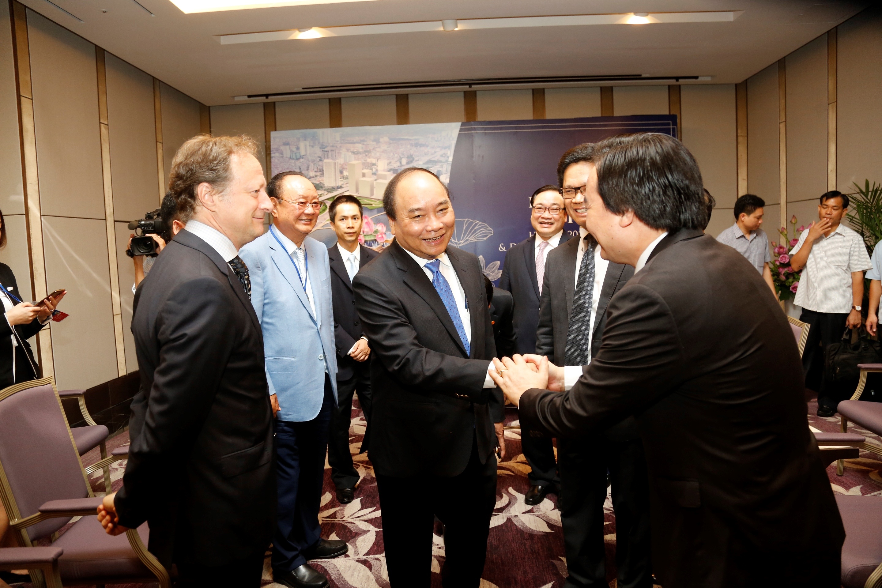 hoi nghi xuc tien dau tu ha noi anh 2