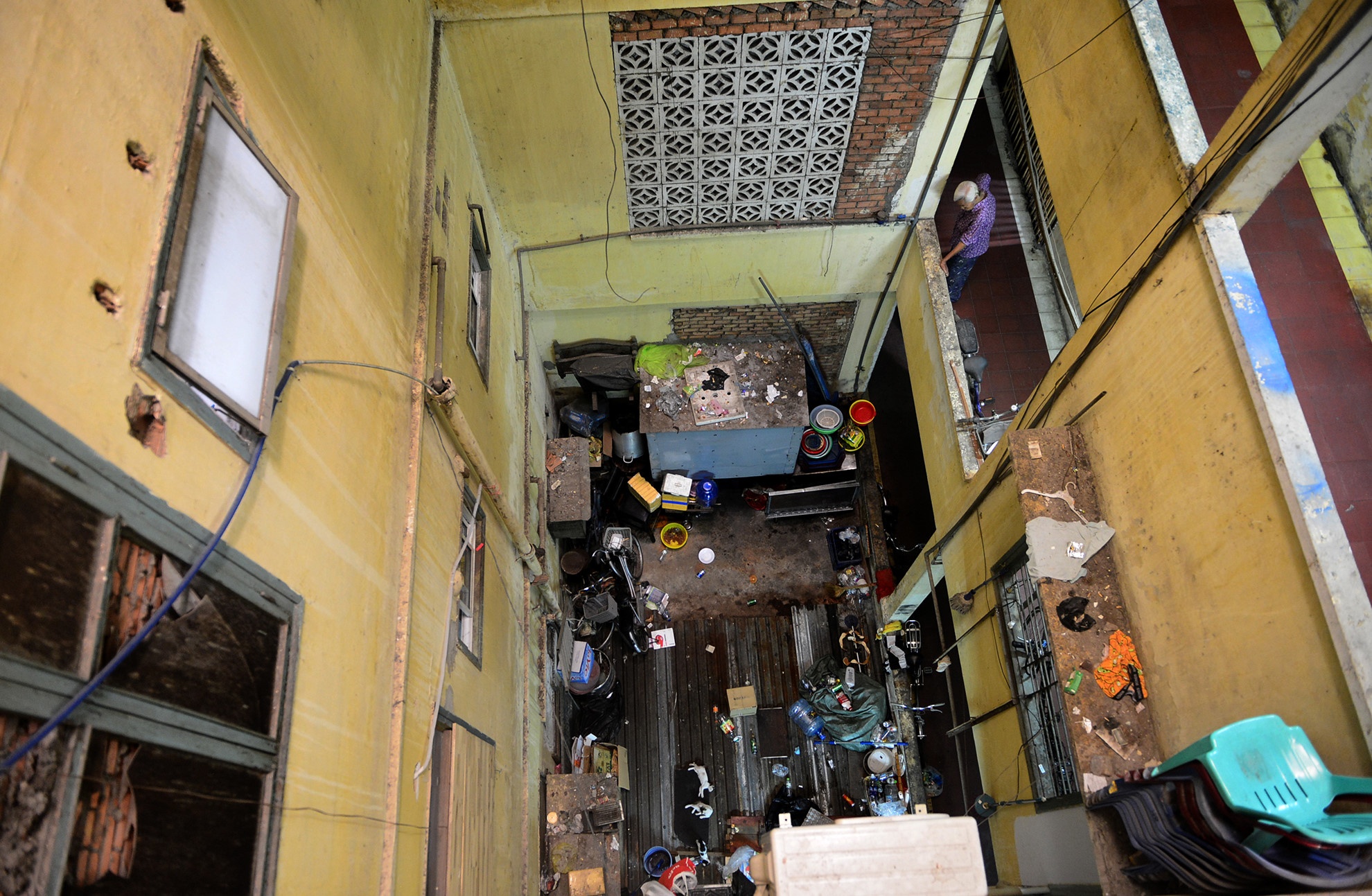 kho khan lam nha o xa hoi anh 3