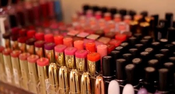 Thu giu 1.000 cay son moi Trung Quoc gia 49.000 dong o Sai Gon hinh anh