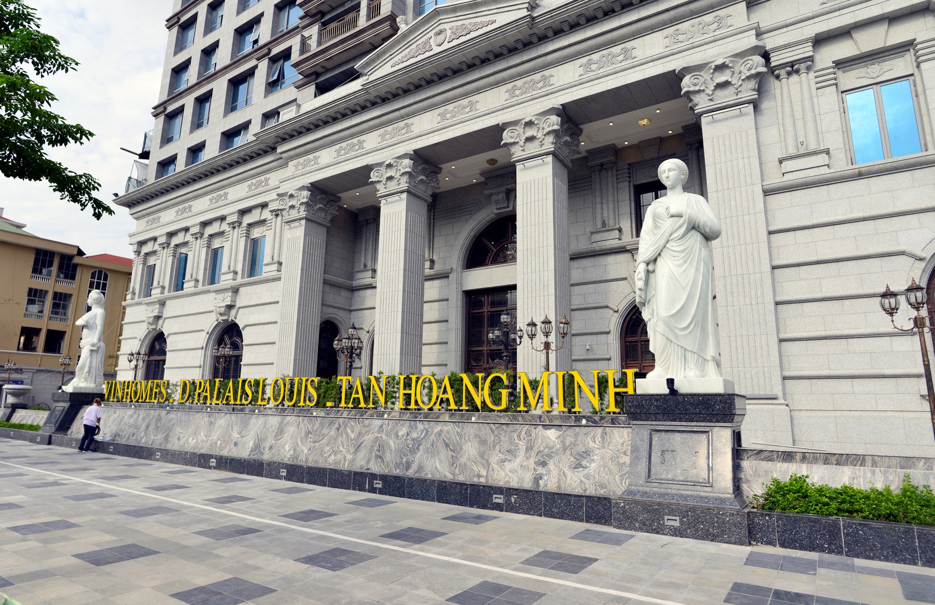 Tan Hoang Minh thu tien ty tu 'doi' dien tich du an can ho de vuong? hinh anh