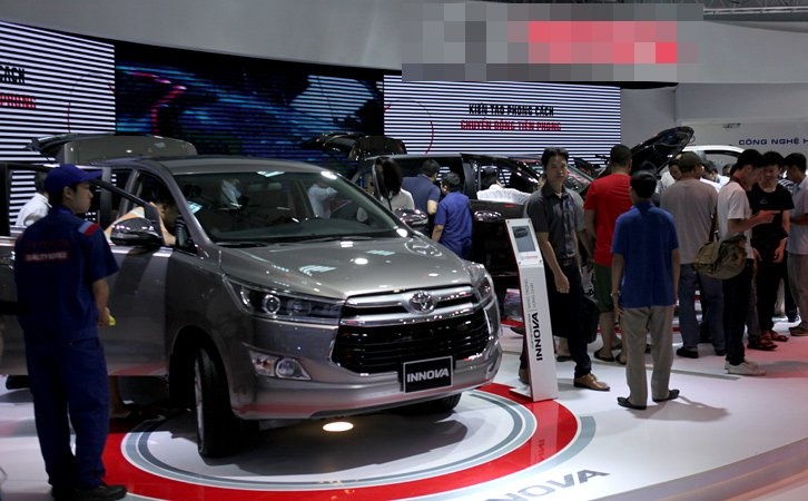 ô tô đại hạ giá ảnh 2 o to dai ha gia anh 2