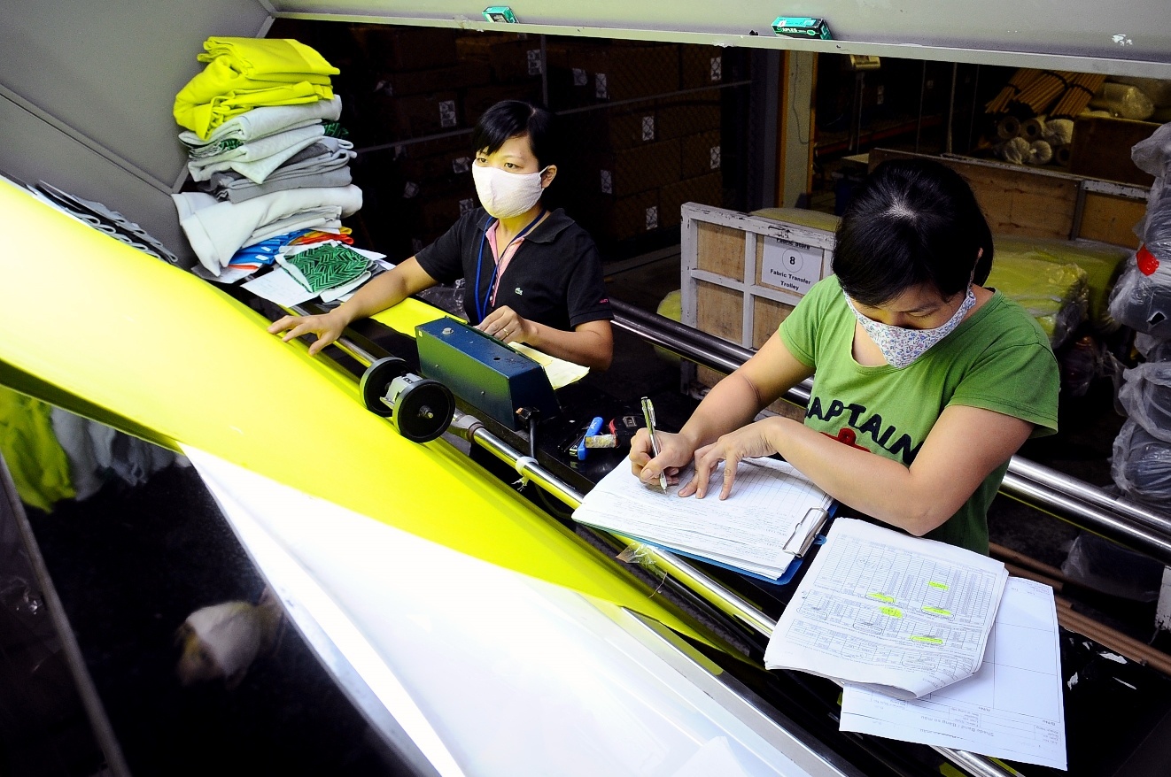 tinh trang lao dong nu tren 35 tuoi bi sa thai anh 3