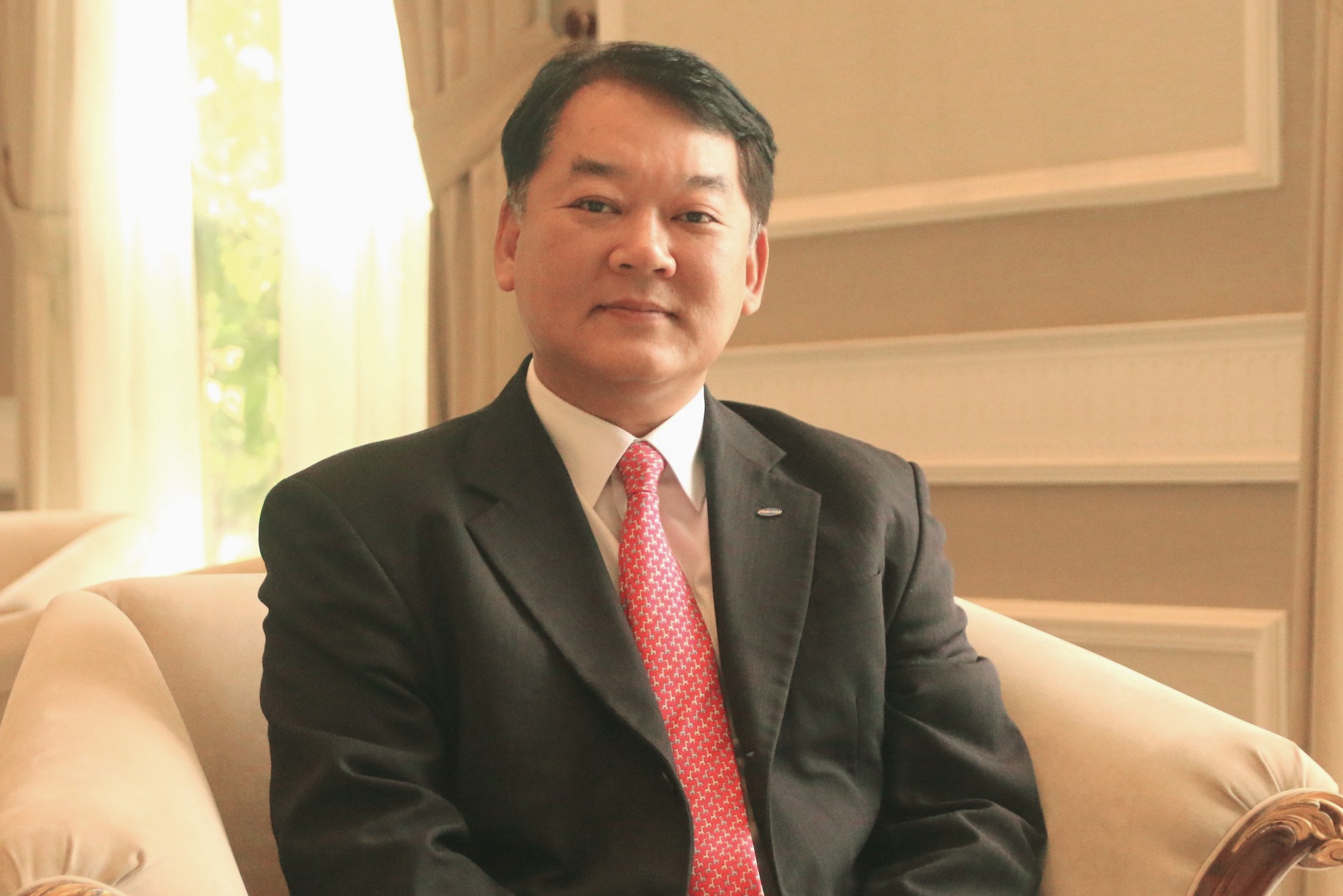 Pho tong giam doc Samsung Electronics Viet Nam tra loi phong van Zing. hinh anh