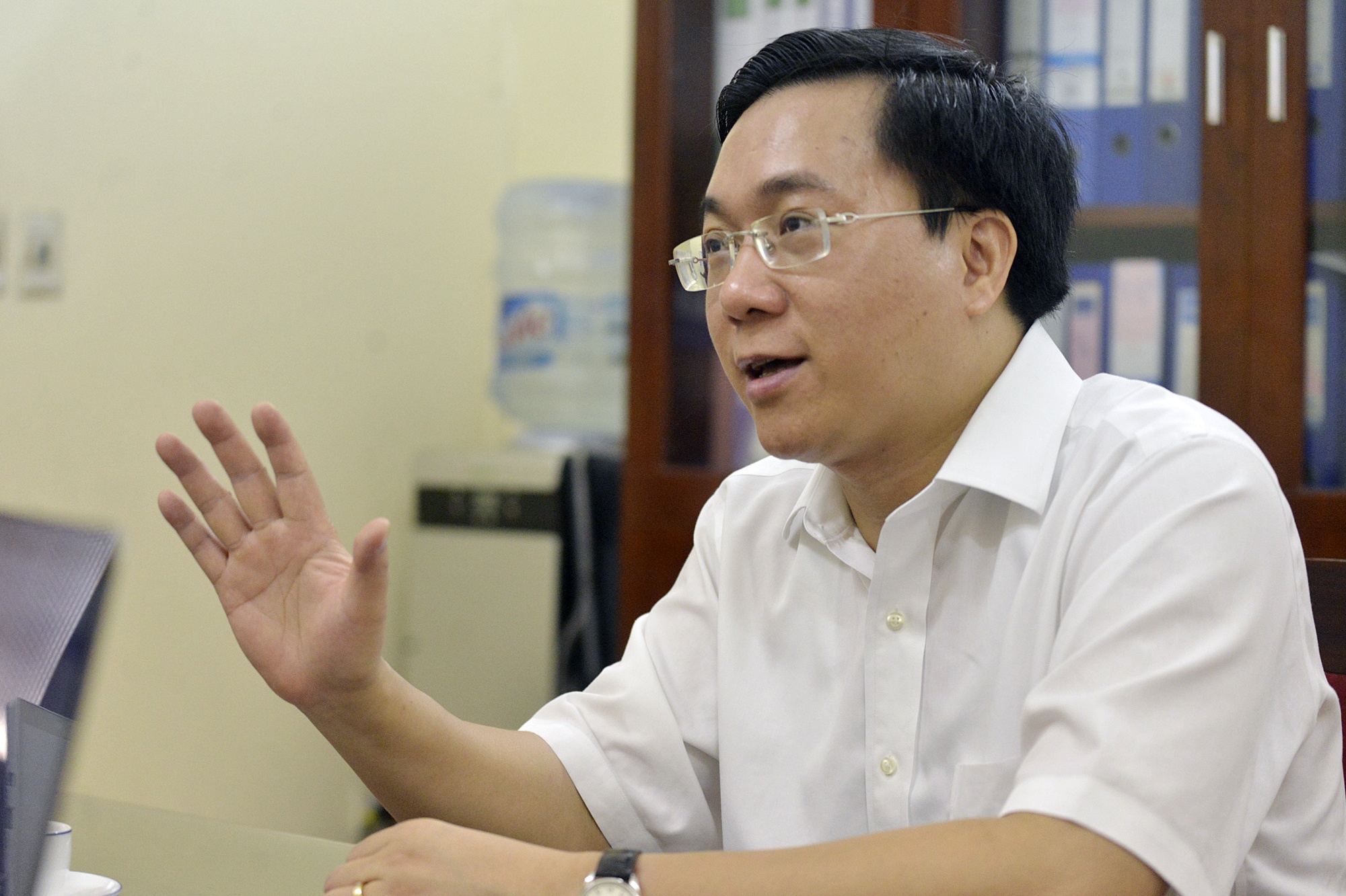 Xay dung Luat dac khu: ‘Vuot len chinh minh va noi so hai' hinh anh