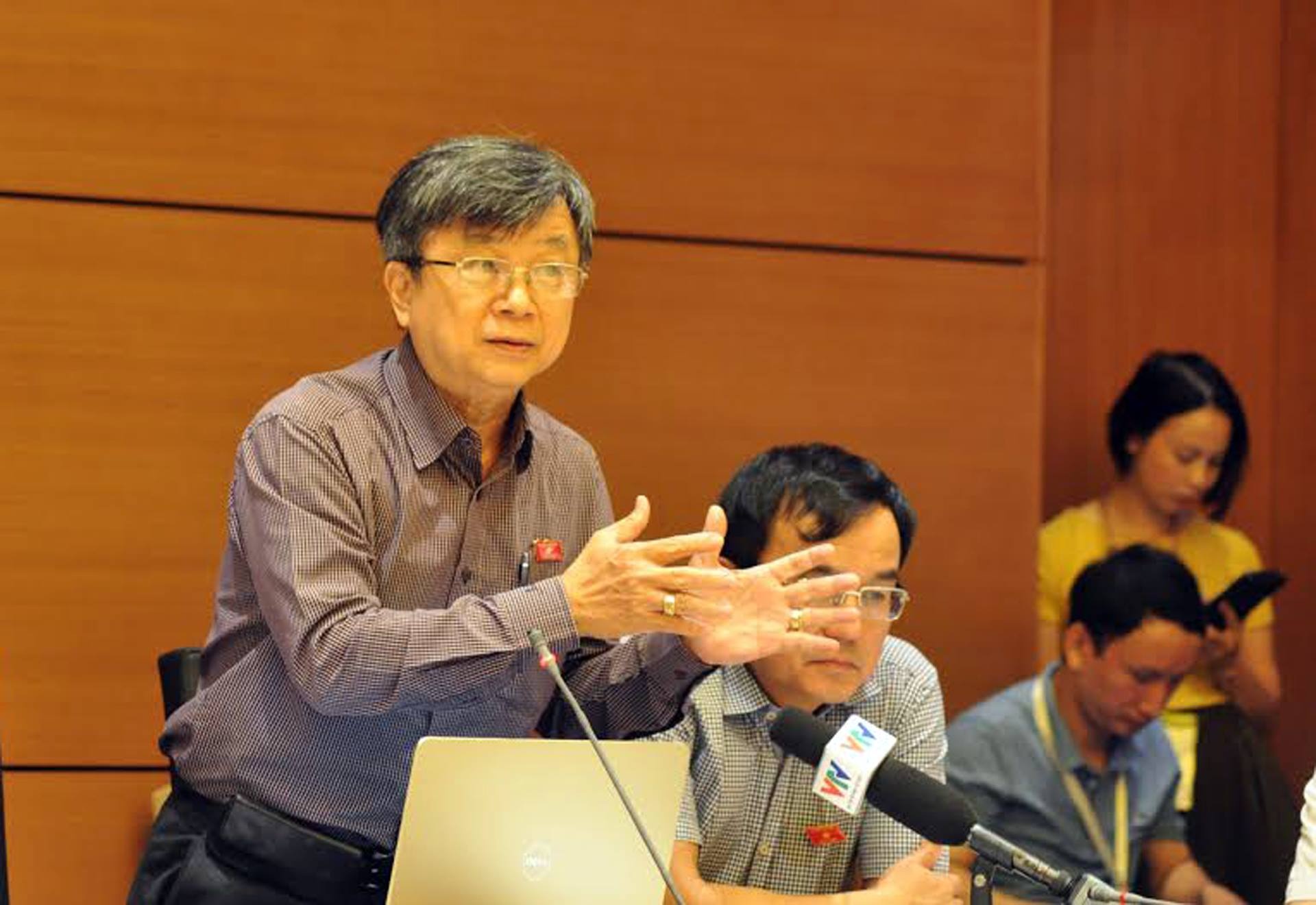 'Neu cac doanh nghiep FDI rut di thi chung ta con lai cai gi?' hinh anh