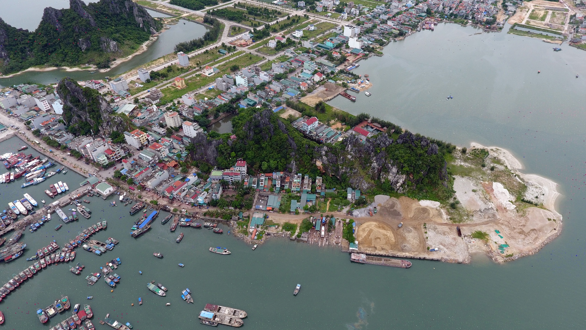 Co 1,19% cu tri Van Don khong dong y de an thanh lap dac khu kinh te hinh anh