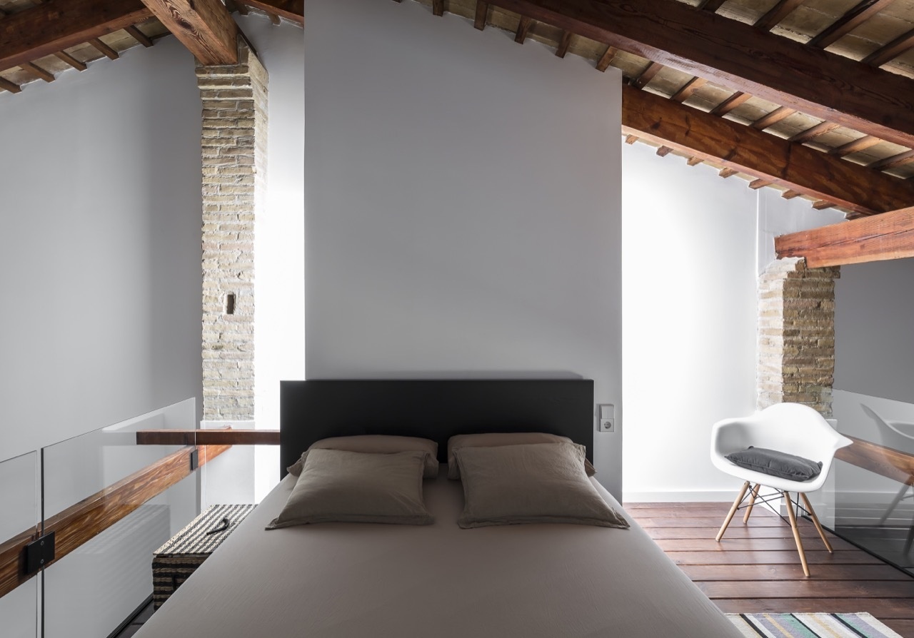 nha ong hien dai don gian anh 11