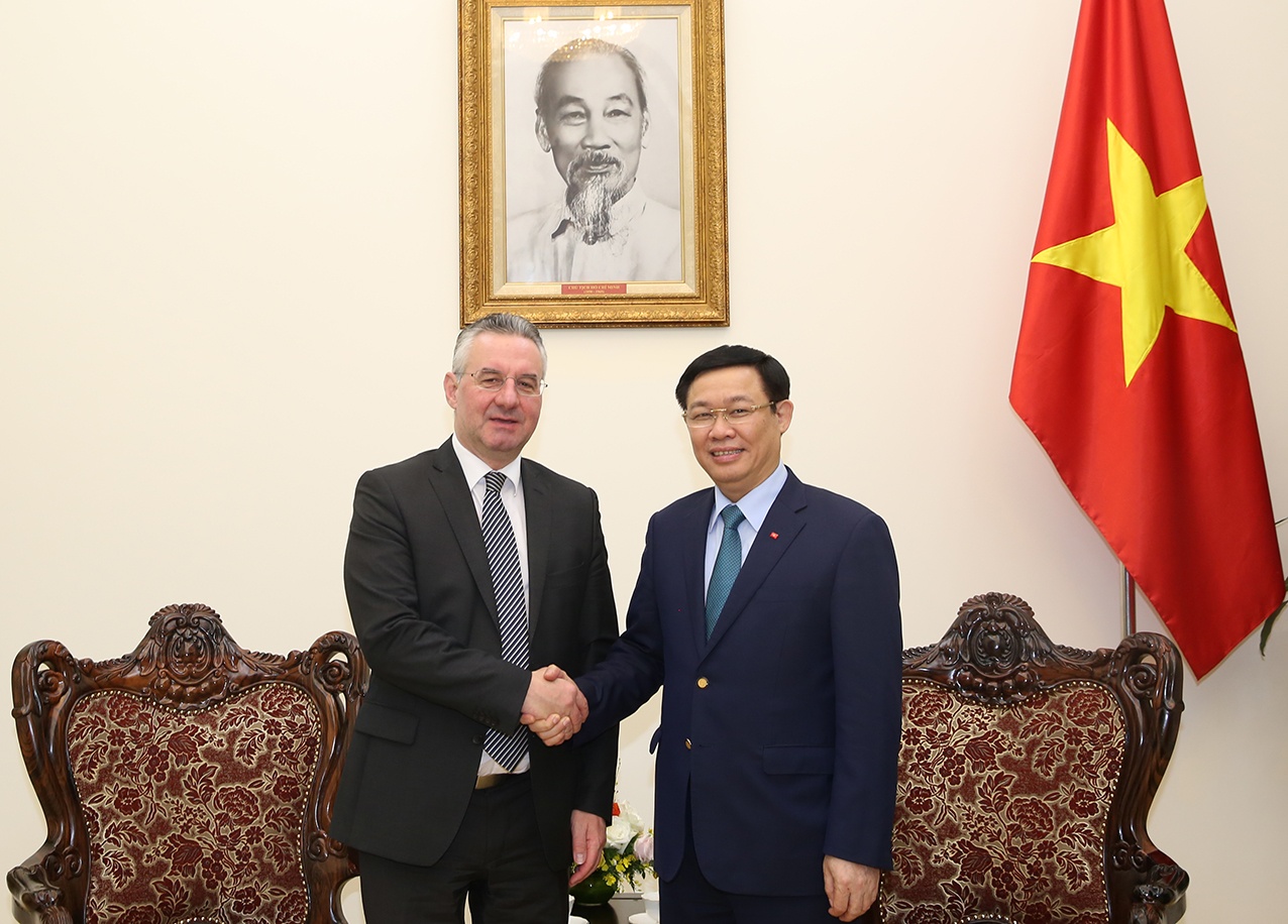 hiep dinh tu do thuong mai viet nam eu anh 1