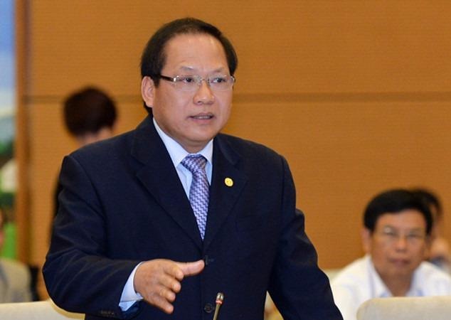 Facebook go 107 tai khoan gia mao, Youtube xoa 4.500 clip xau doc hinh anh