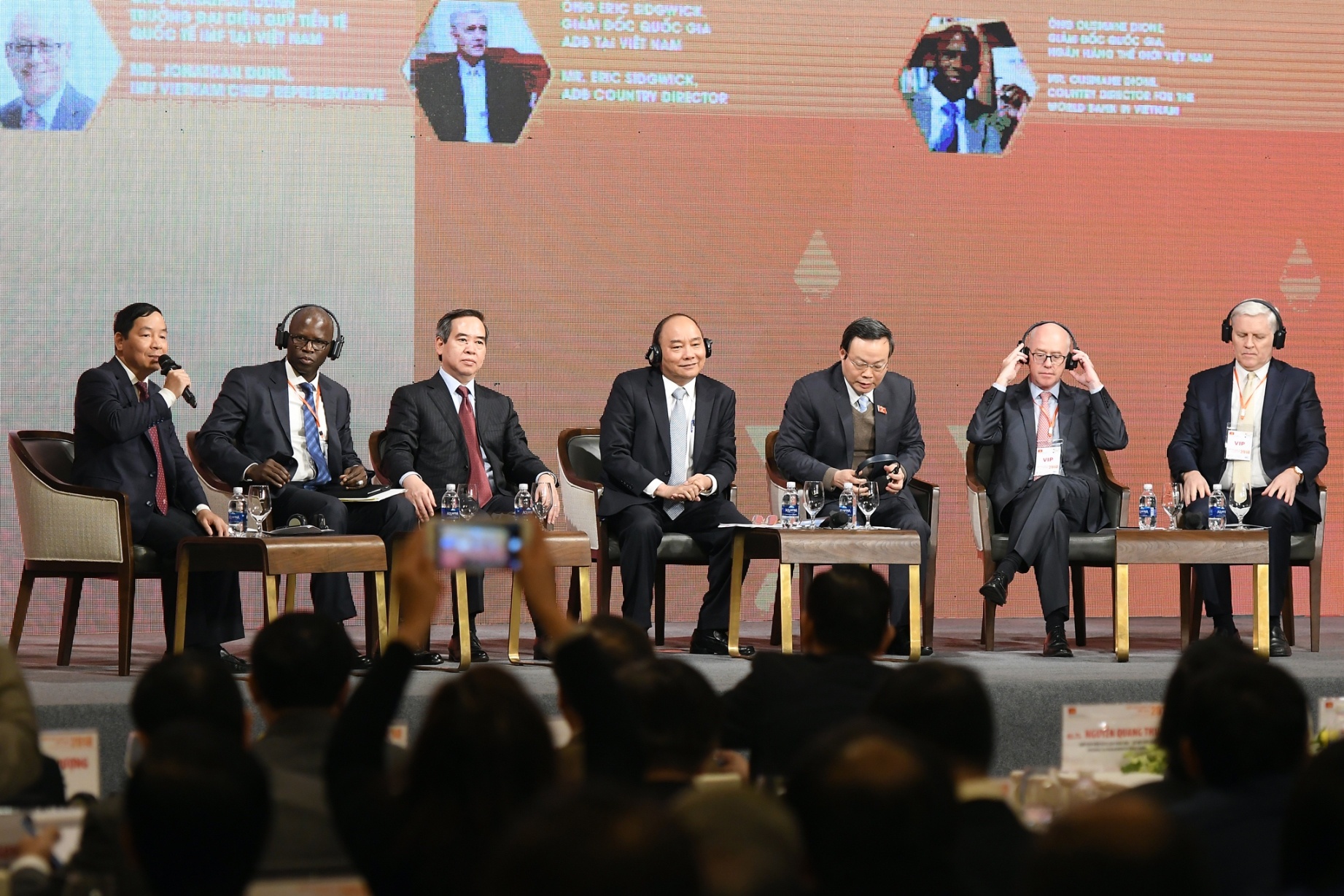 dien dan kinh te viet nam 2018 anh 2