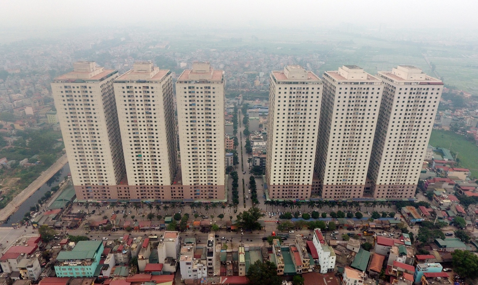 canh sat pccc canh bao 3 toa nha o ha noi anh 2