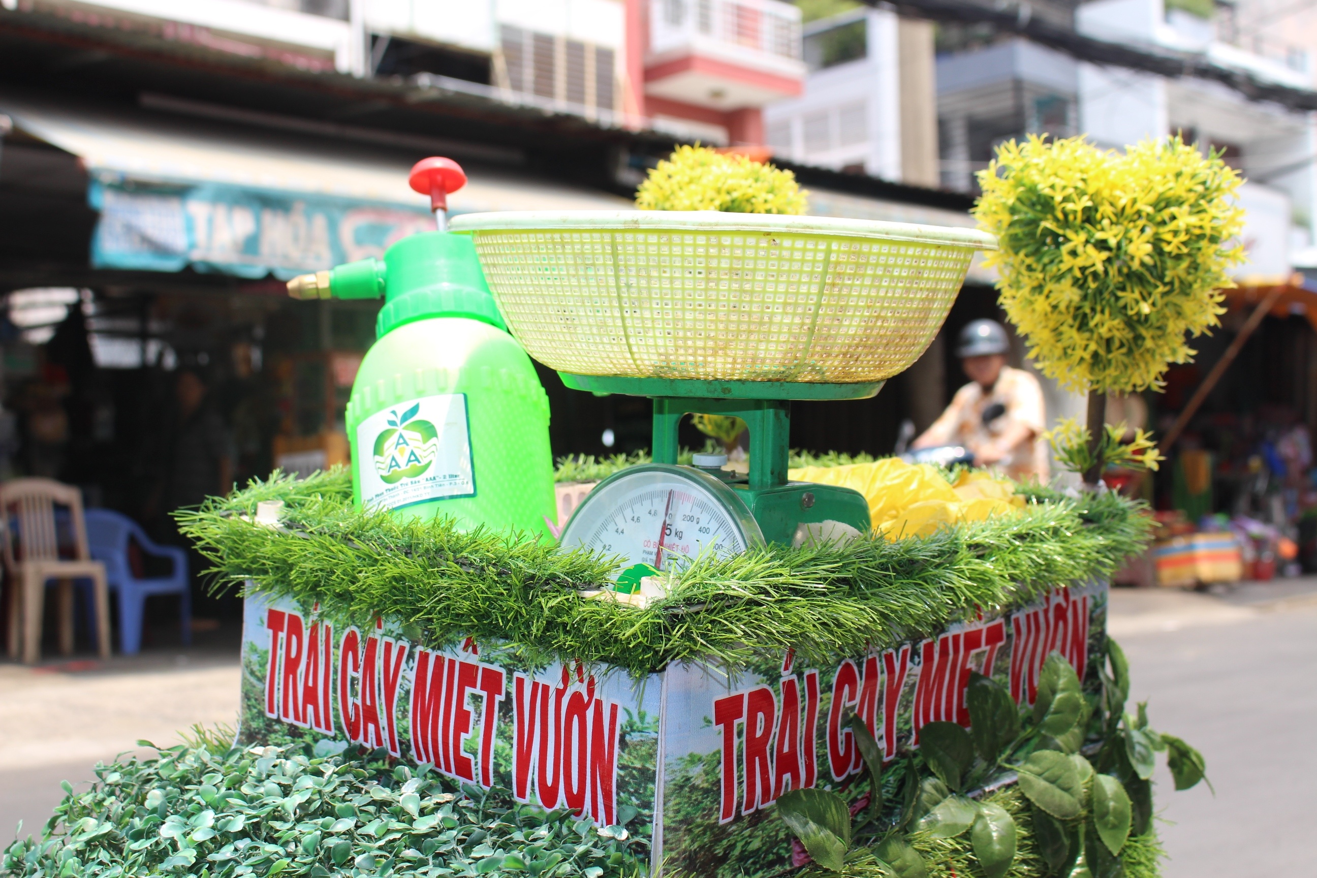 chiec xe trai cay doc nhat vo nhi o Sai Gon anh 8