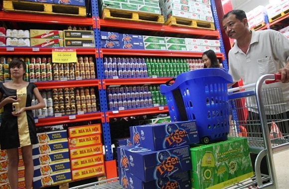 Thuong vu Sabeco - Thaibev: 'Mua bia kem lac' hinh anh