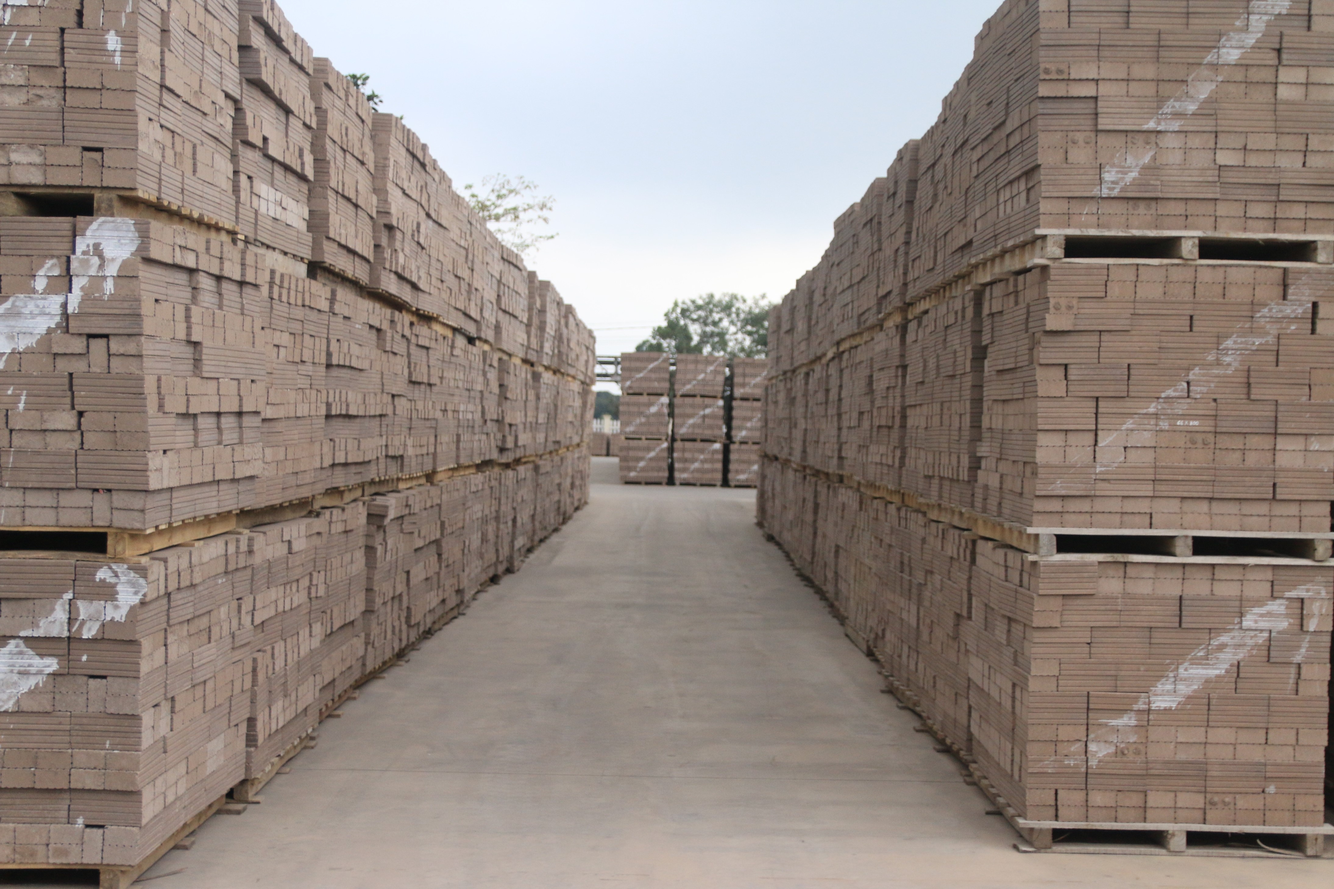 ben trong nha may tai che xi tro nhiet dien lon nhat Viet nam anh 13