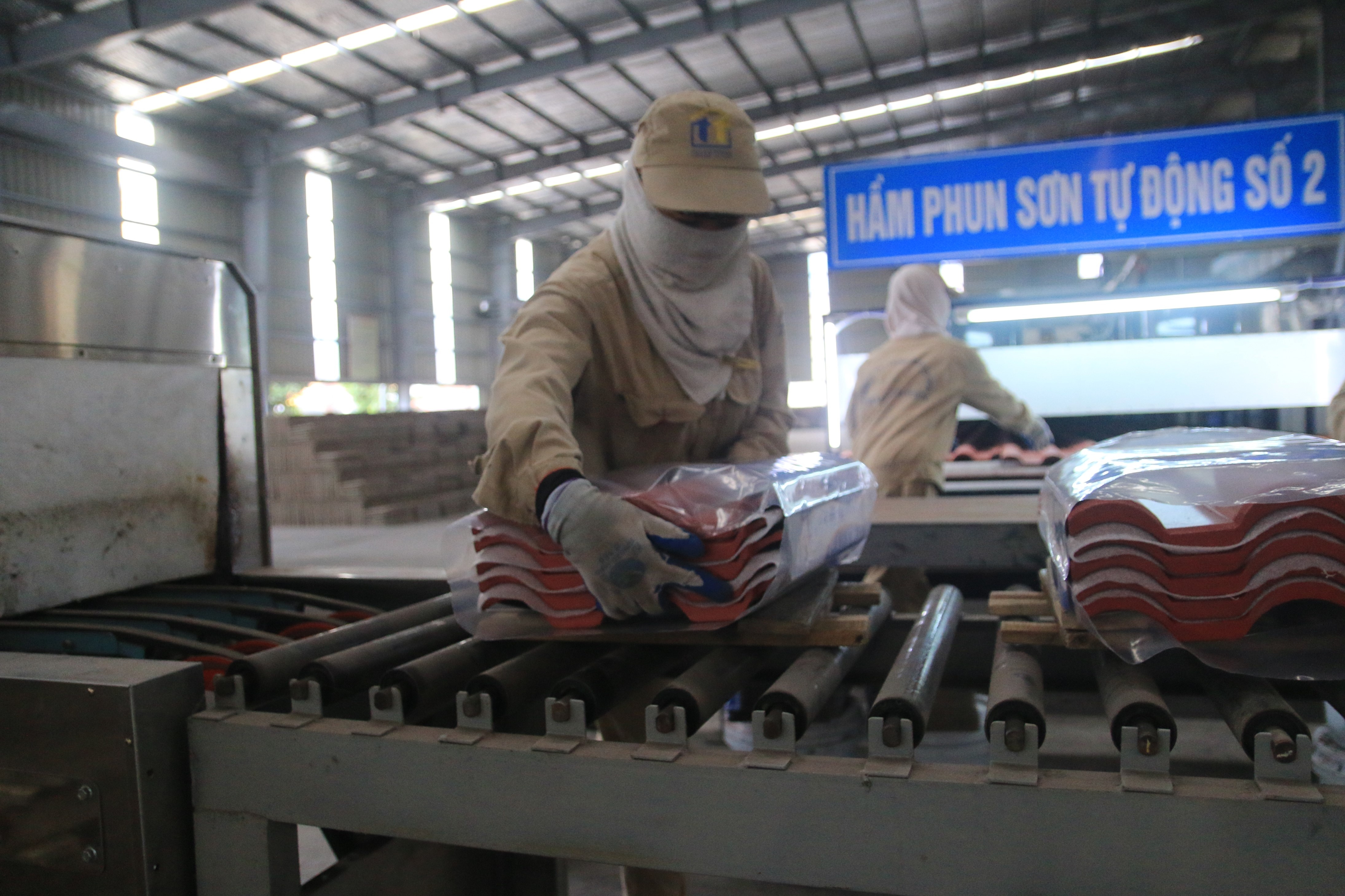 ben trong nha may tai che xi tro nhiet dien lon nhat Viet nam anh 9