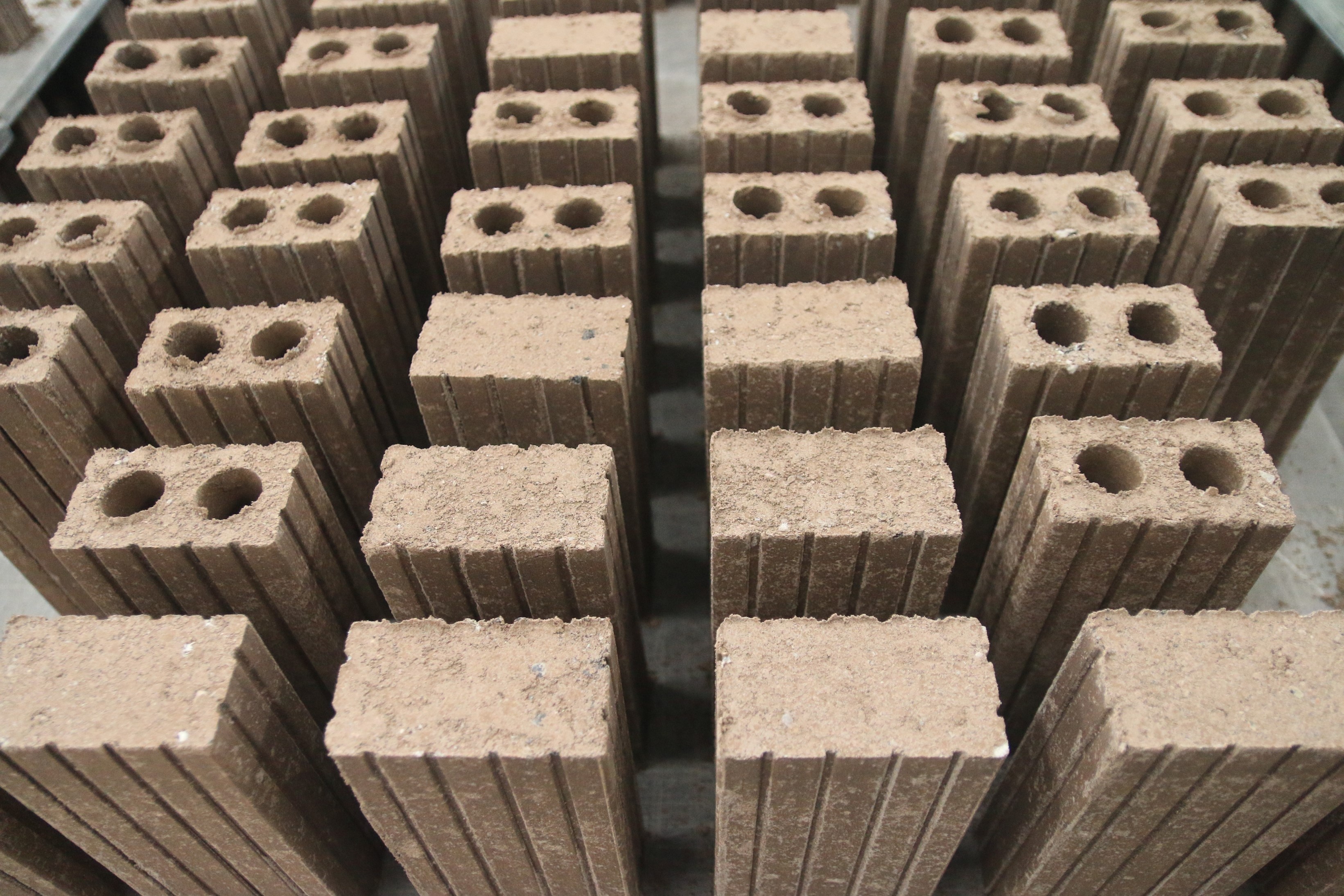 ben trong nha may tai che xi tro nhiet dien lon nhat Viet nam anh 6