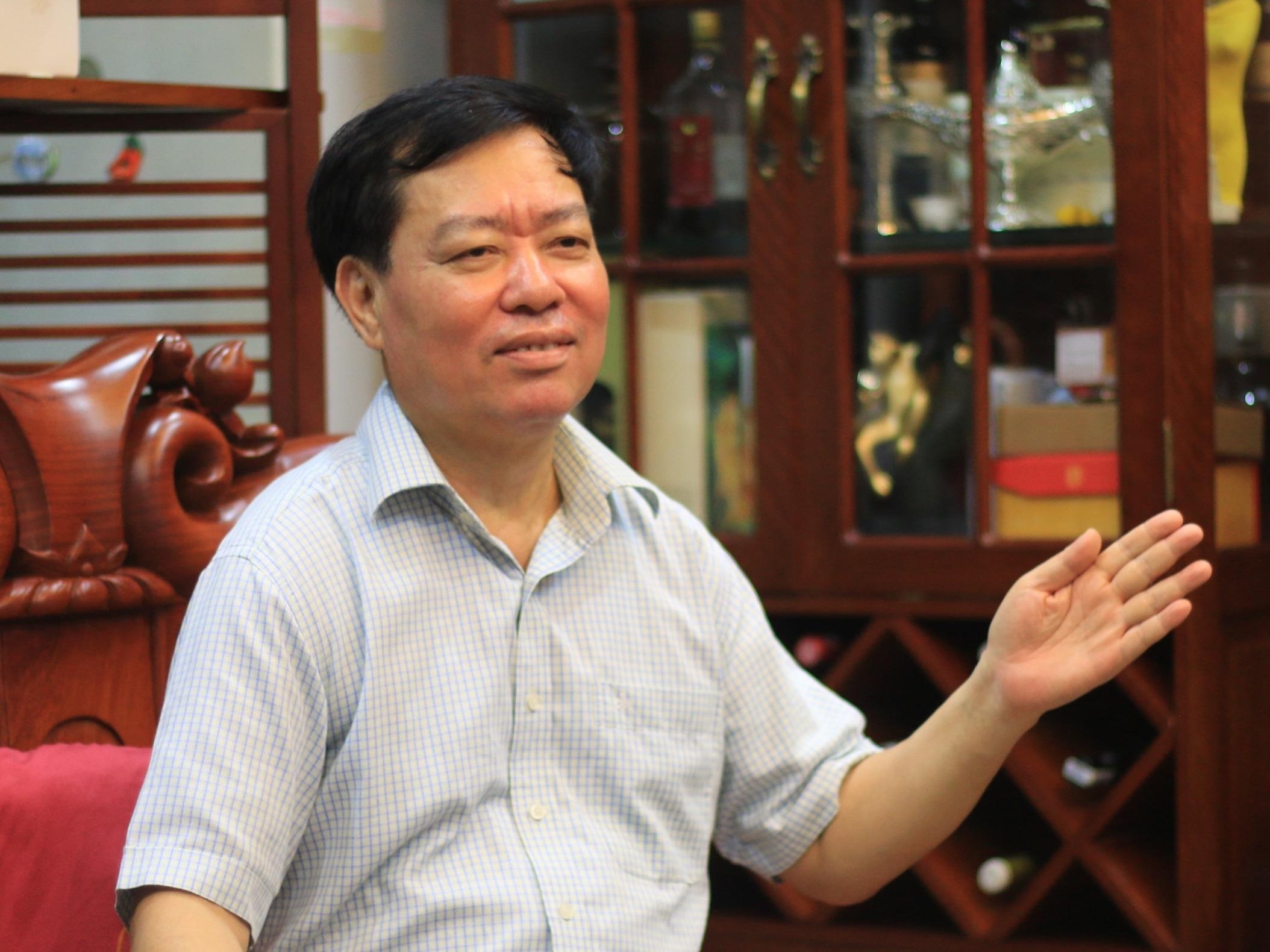 'Dieu chinh luong phai di lien voi sa thai cong chuc kem' hinh anh