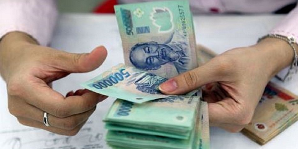 'Tien luong khong con la dong luc cua can bo cong chuc' hinh anh