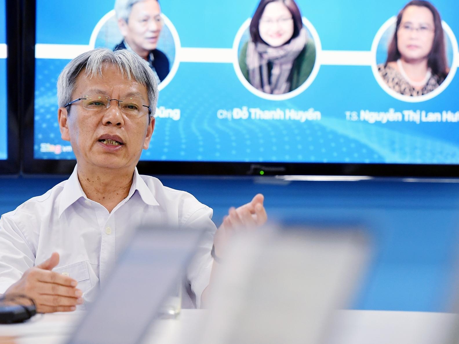 Dot pha ve cong tac can bo va tien luong tu Hoi nghi Trung uong 7 hinh anh