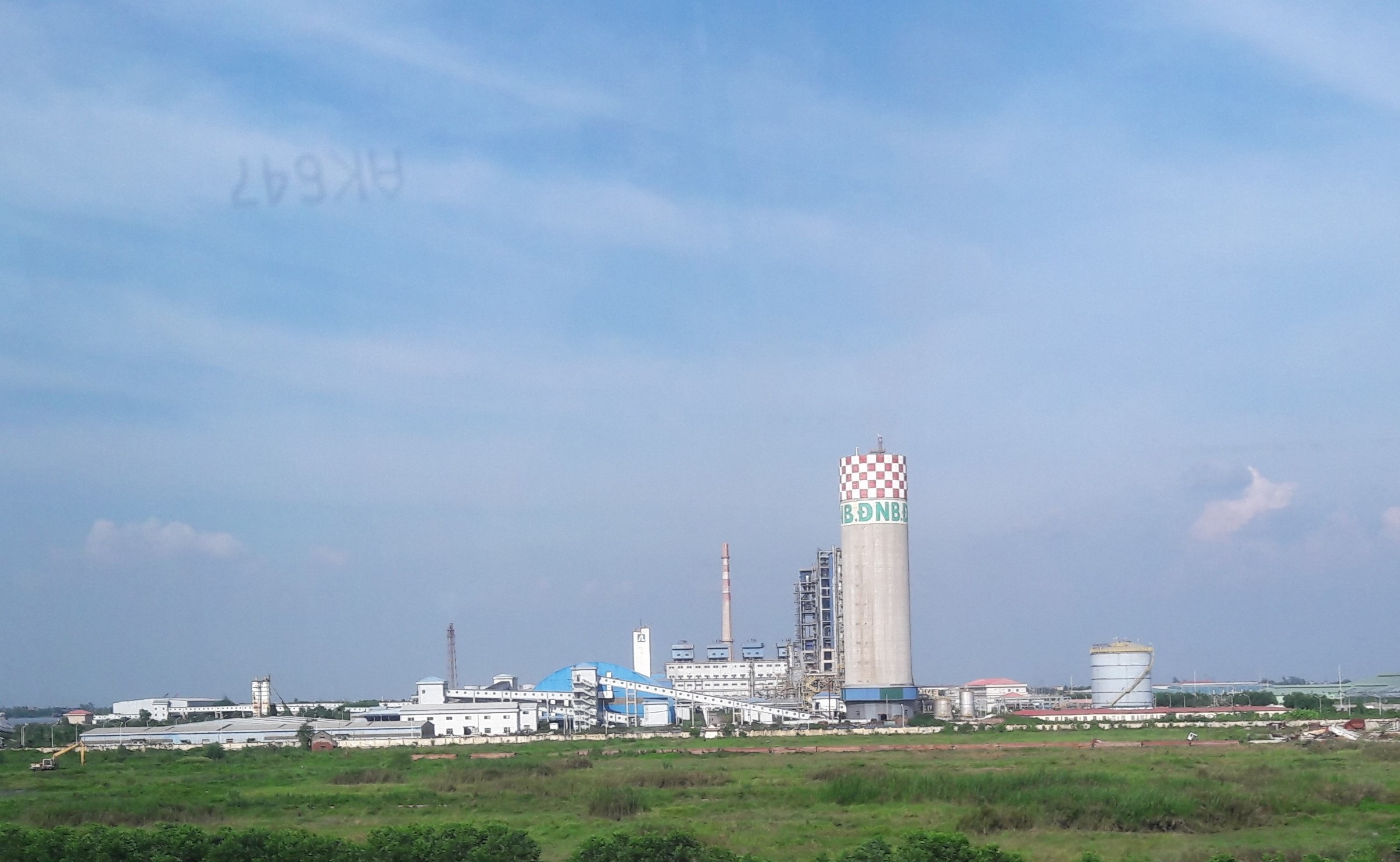 12 du an yeu kem ganh them 3.440 ty dong no sau mot nam hinh anh