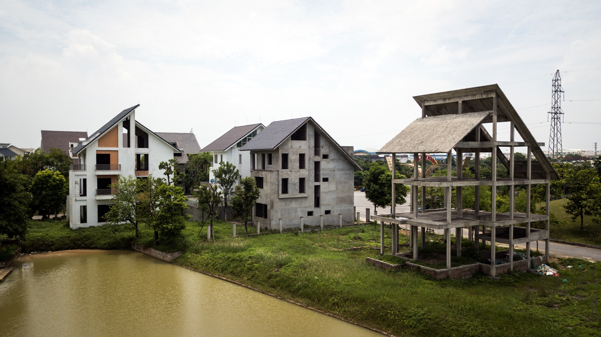 Du an khu do thi Ngoi Nha Moi bo hoang cua La Vong tai huyen Quoc Oai hinh anh