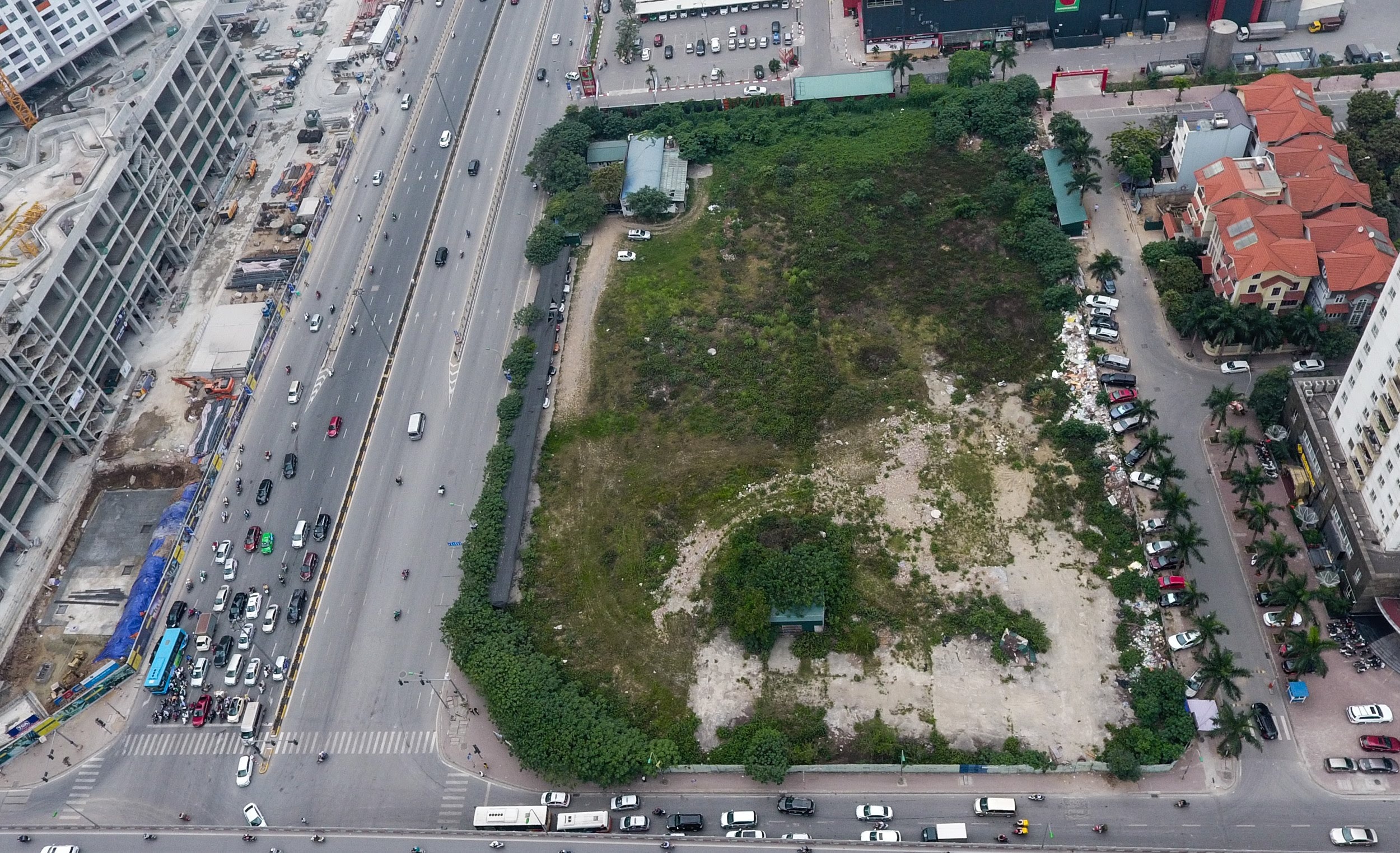 Thap tai chinh ‘dap chieu’ o dat vang, chu dau tu noi van dung tien do hinh anh