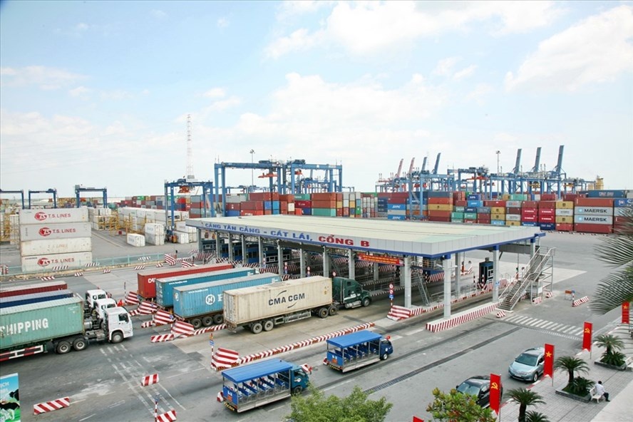 Viet Nam 'hung du' hang nghin container phe lieu hinh anh