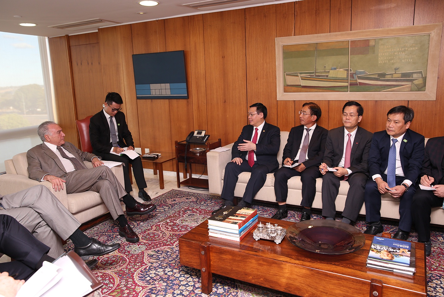 pho thu tuong vuong dinh hue tham brazil anh 1