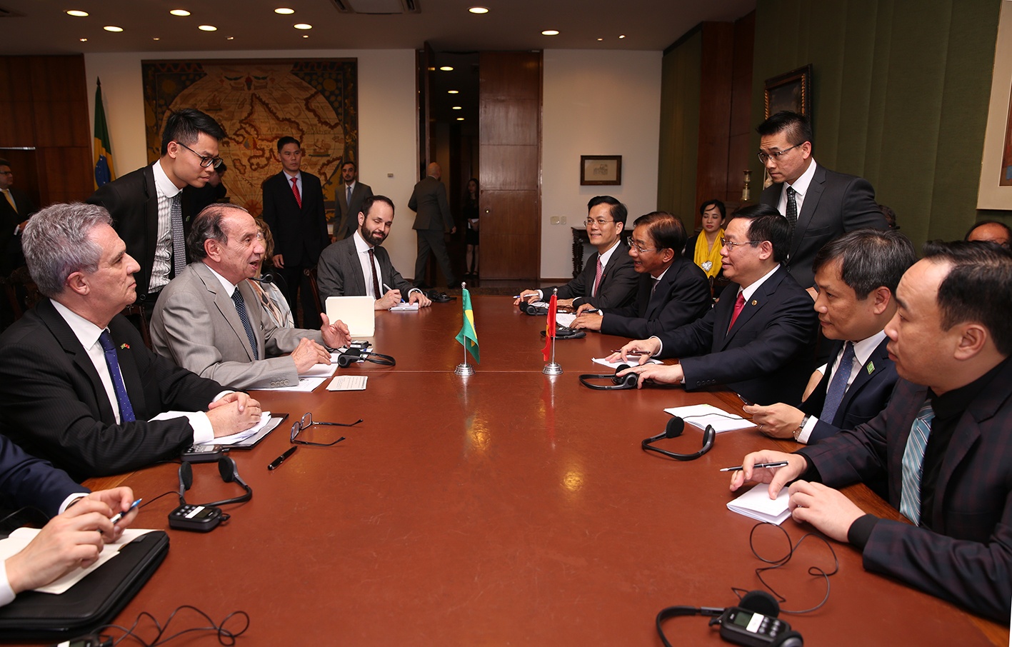 Hop tac voi Brazil de mo cua thi truong Nam My hinh anh