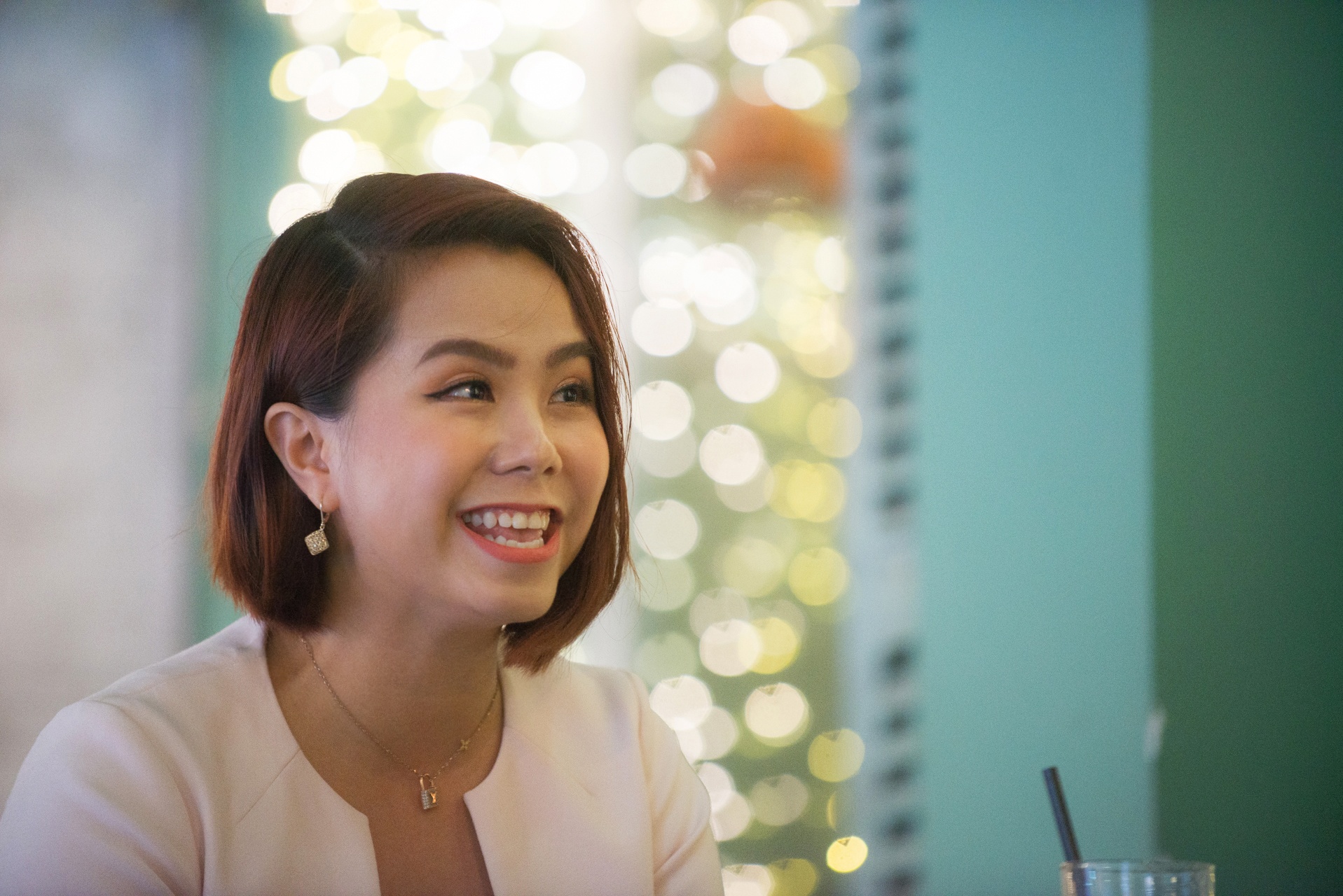 Le Hoang Uyen Vy noi ly do roi du an thuong mai dien tu cua Vingroup hinh anh