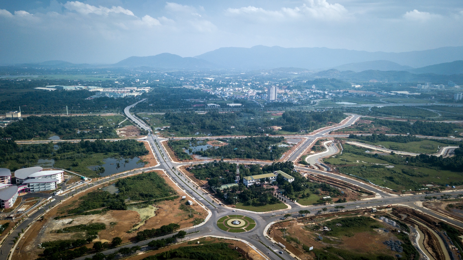 ha noi 10 nam mo rong anh 9