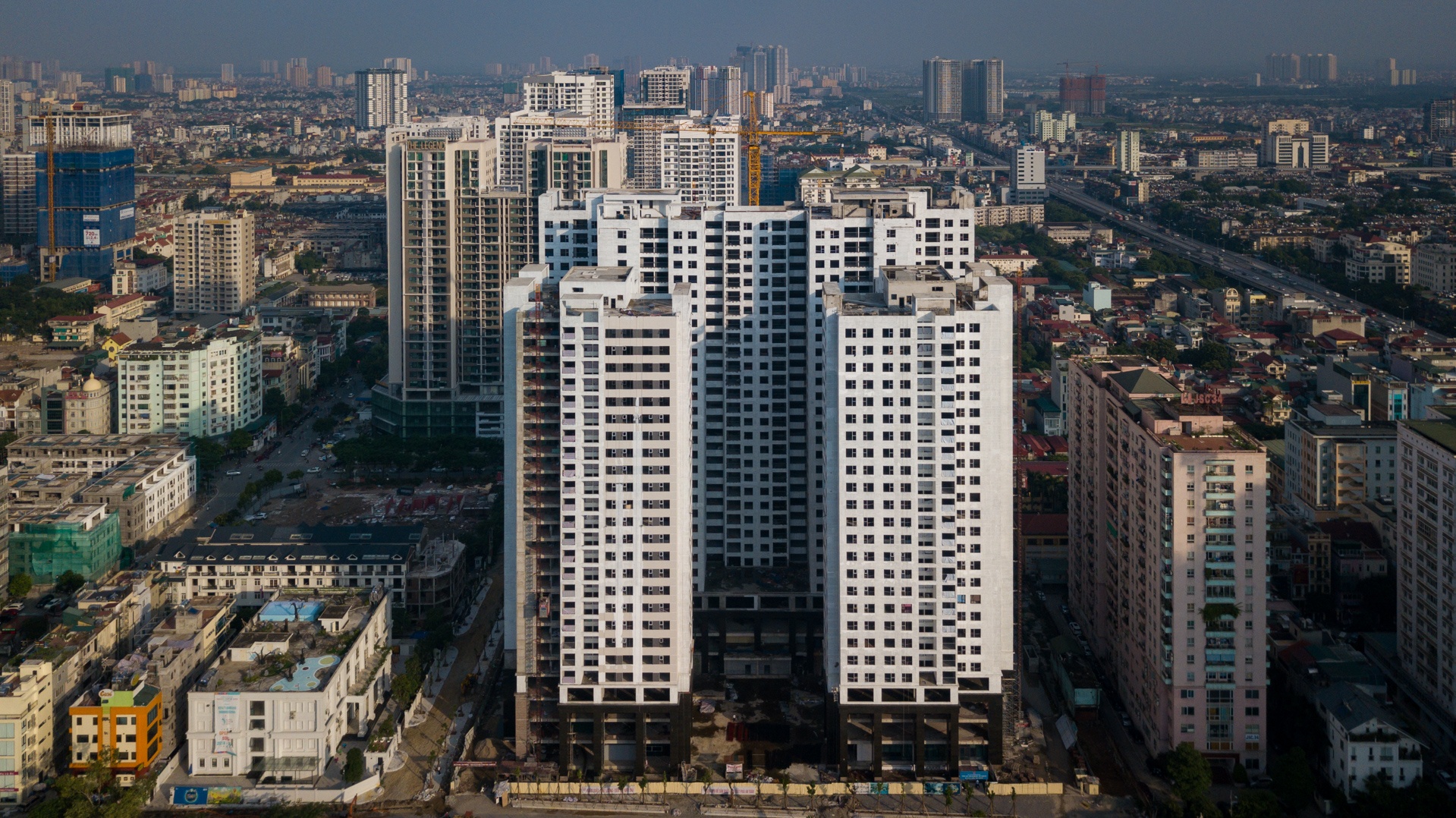 chung cu cao tang bop nghet duong nguyen tuan anh 6