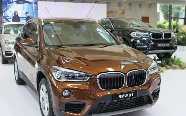 Bo Tai chinh xin y kien Thu tuong huong xu ly 133 xe BMW gia giay to hinh anh