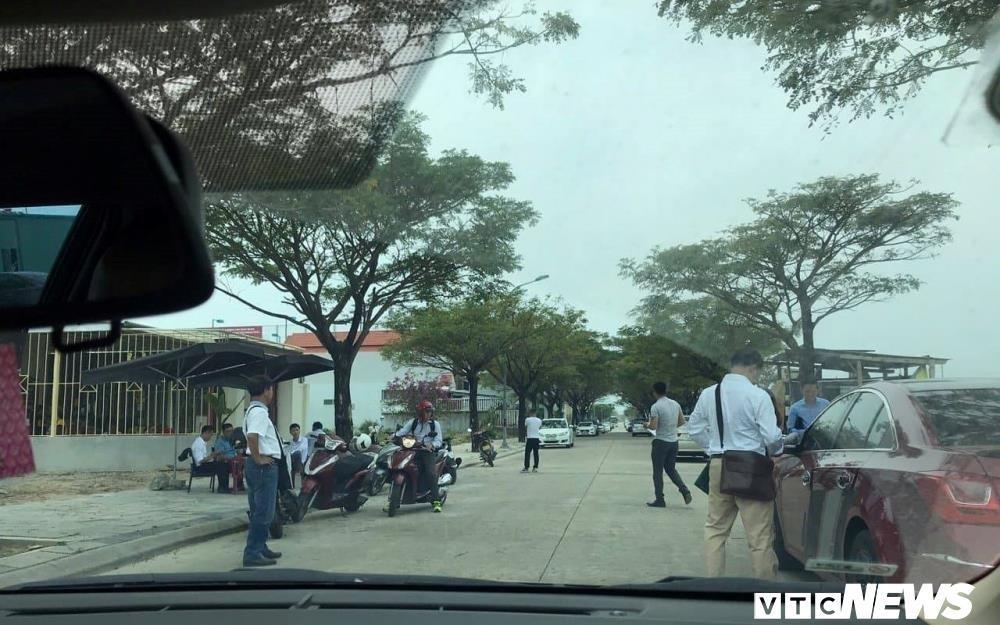 Gia dat ‘sot’ ham hap, nguoi Da Nang vac tung bao tien di mua dat hinh anh