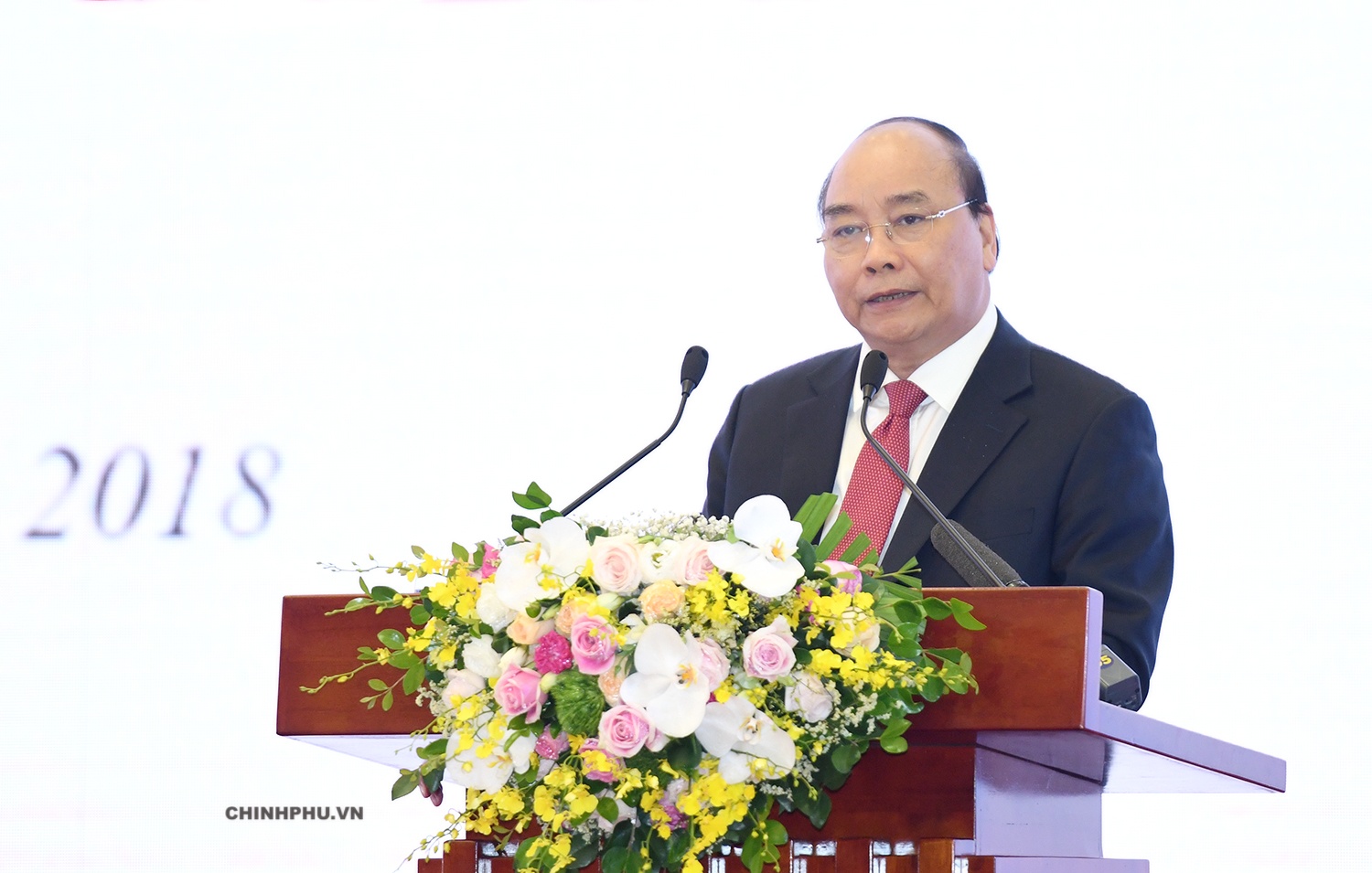 Thu tuong: Uy ban quan ly von khong phai de gay ganh nang cho DNNN hinh anh