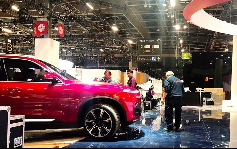 'Mau xe VinFast tai Paris Motor Show moi chi mang tinh trien lam' hinh anh