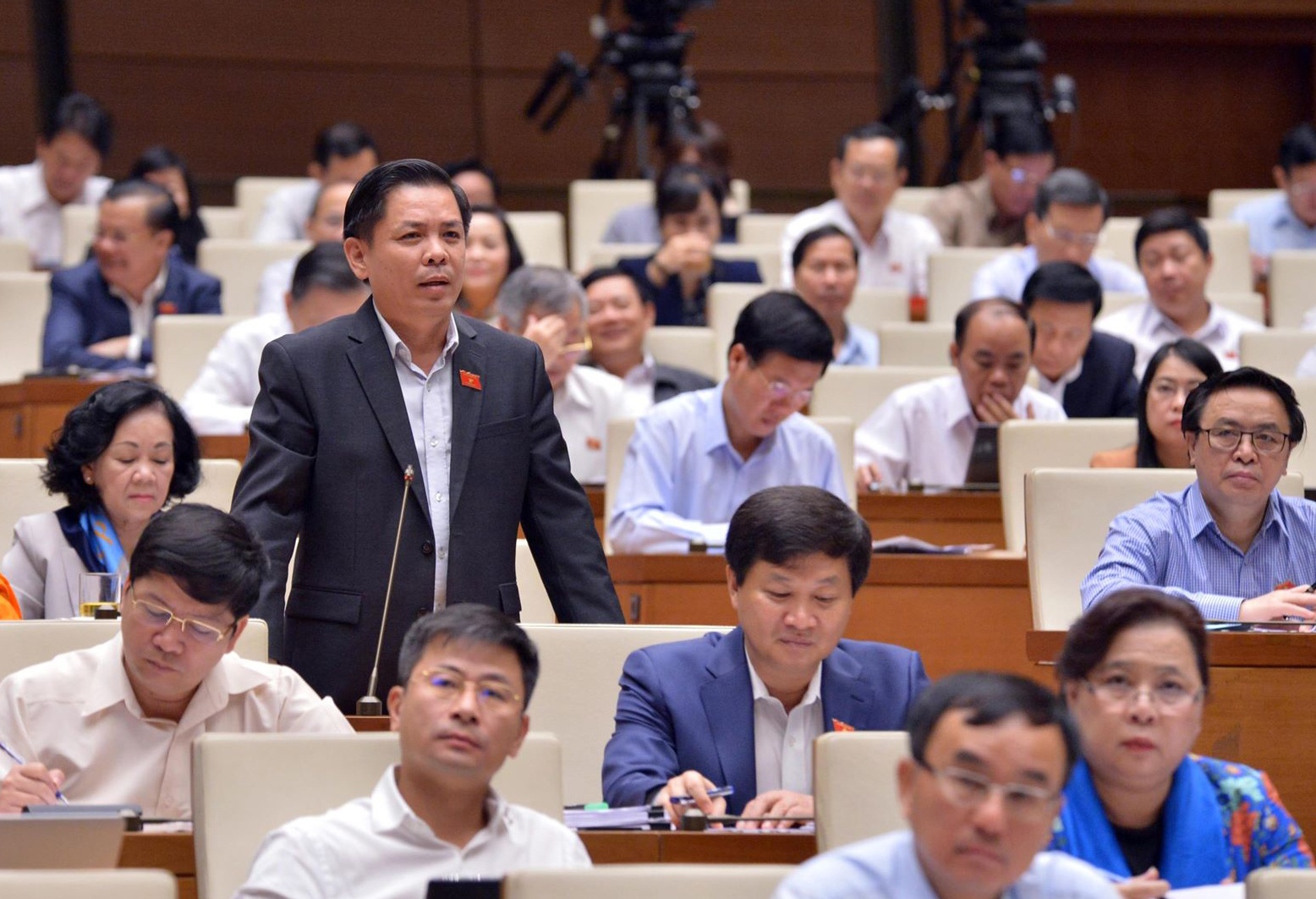 bo truong nguyen van the no chat van cao toc anh 2