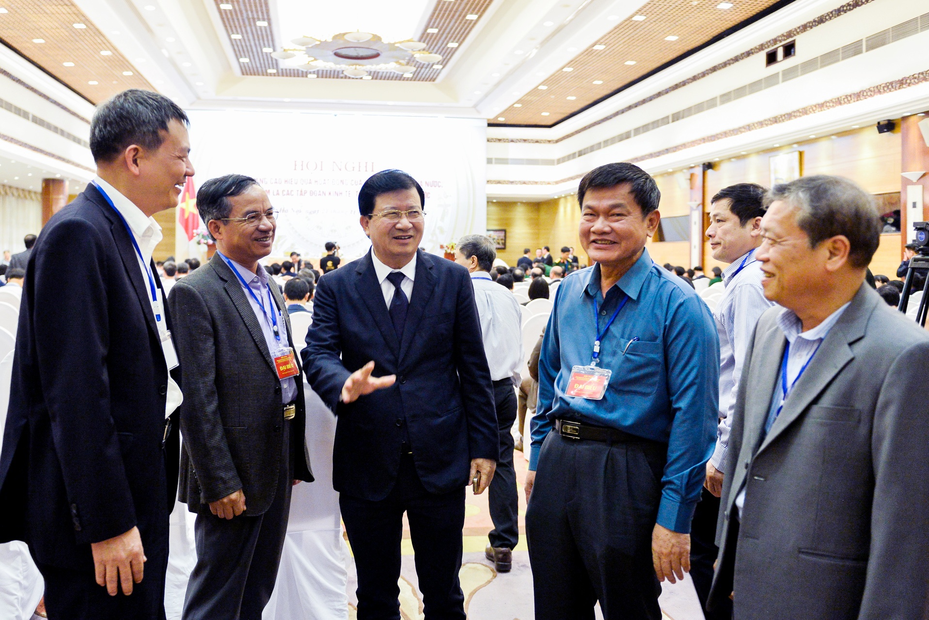 chinh phu tim cach phat trien khoi doanh nghiep quan ly gan 140 ty usd anh 3