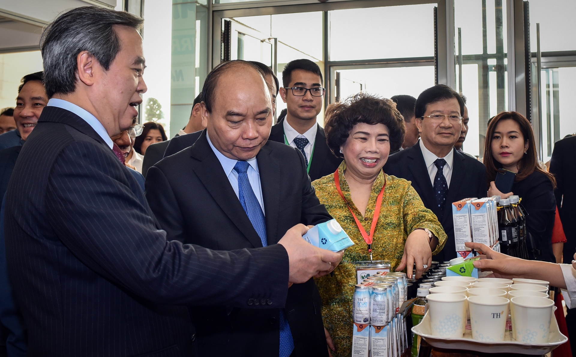 trien lam thanh tuu 10 nam tam nong anh 5