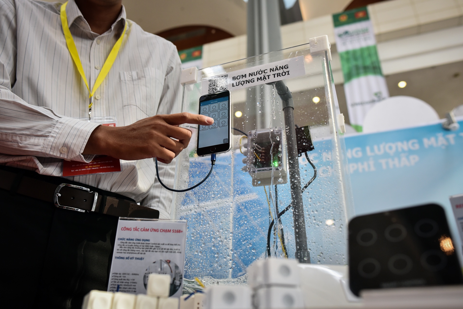 trien lam thanh tuu 10 nam tam nong anh 9