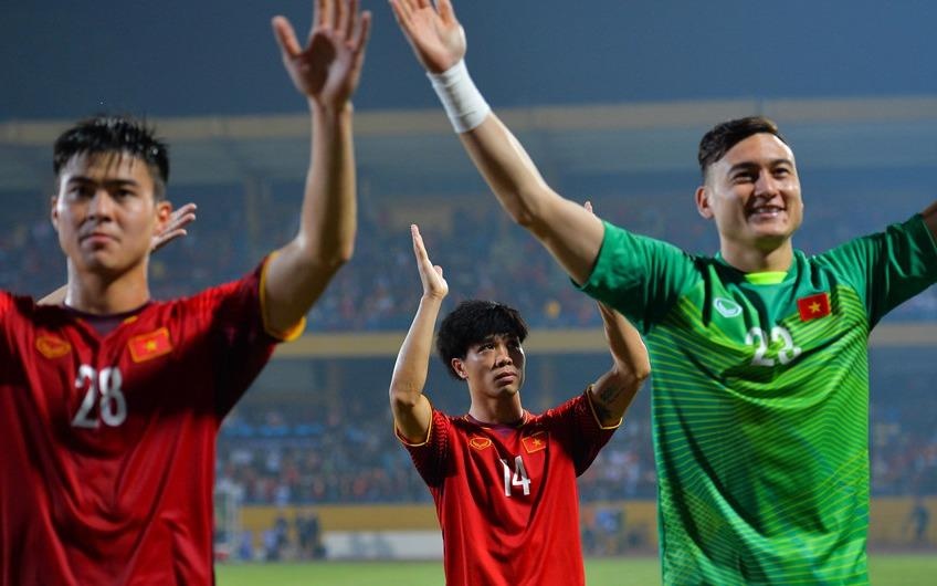 Tiep tuc ban ve Viet Nam vs Philippines tu 10h, he thong lai te liet hinh anh