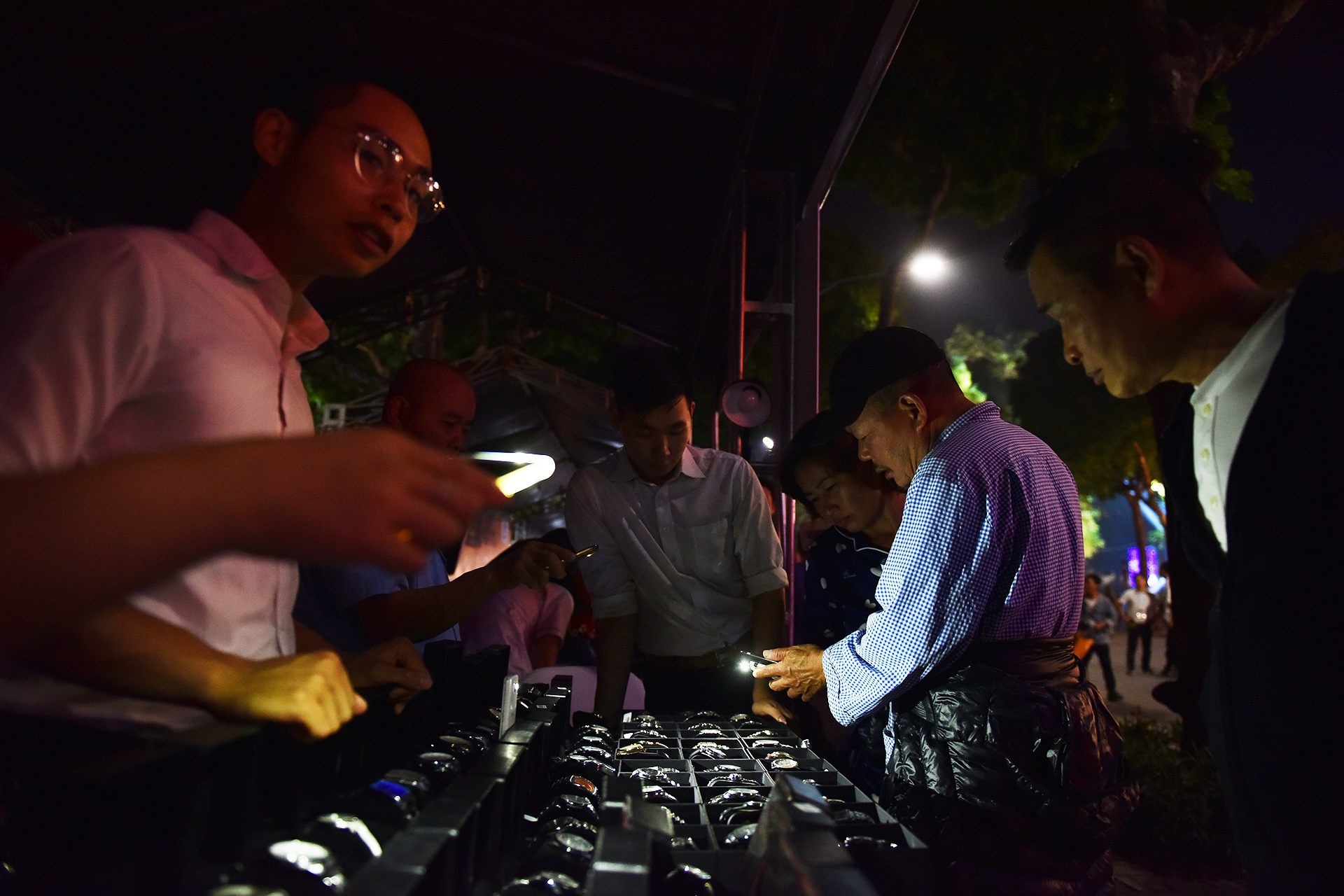 khai truong online friday 2018 anh 10