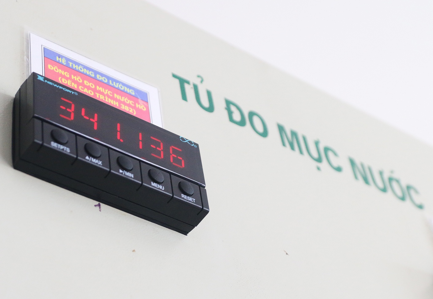 thuy dien mien trung gan muc nuoc chet anh 4