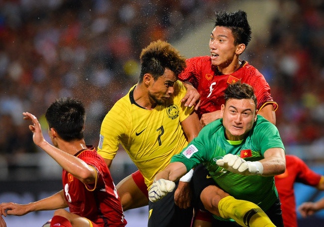 'Mua tien thuong' cho tuyen Viet Nam sau ngoi vo dich AFF Cup hinh anh