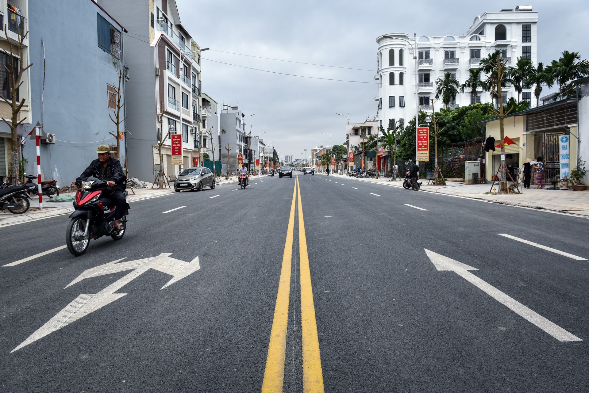 Thanh tra viec cap 180 ha dat cho du an Khai Son doi lai 3,7 km duong hinh anh