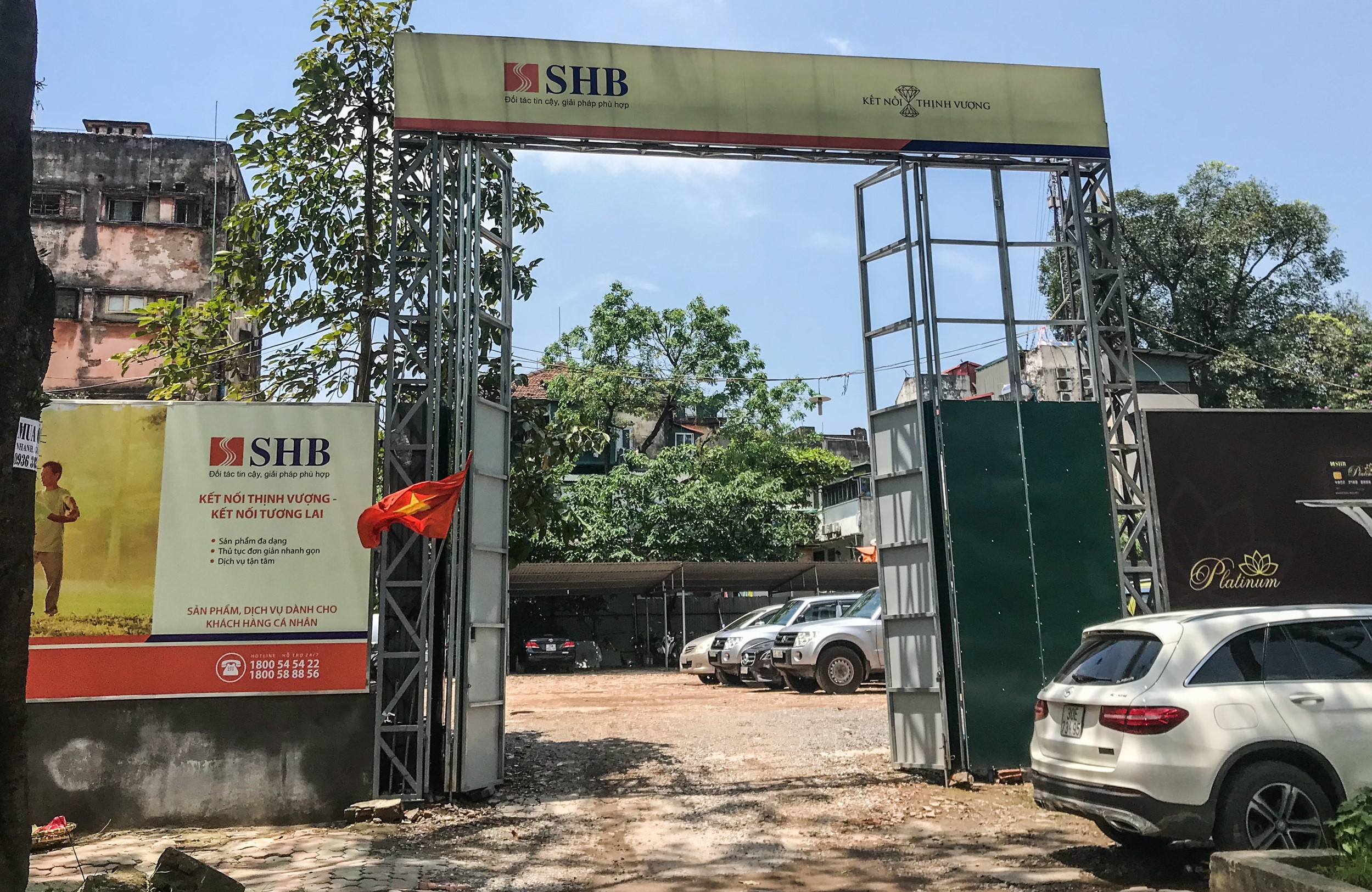 Bo Xay dung chua duoc hoi ve de xuat 'noi tang' lo dat cua bau Hien hinh anh