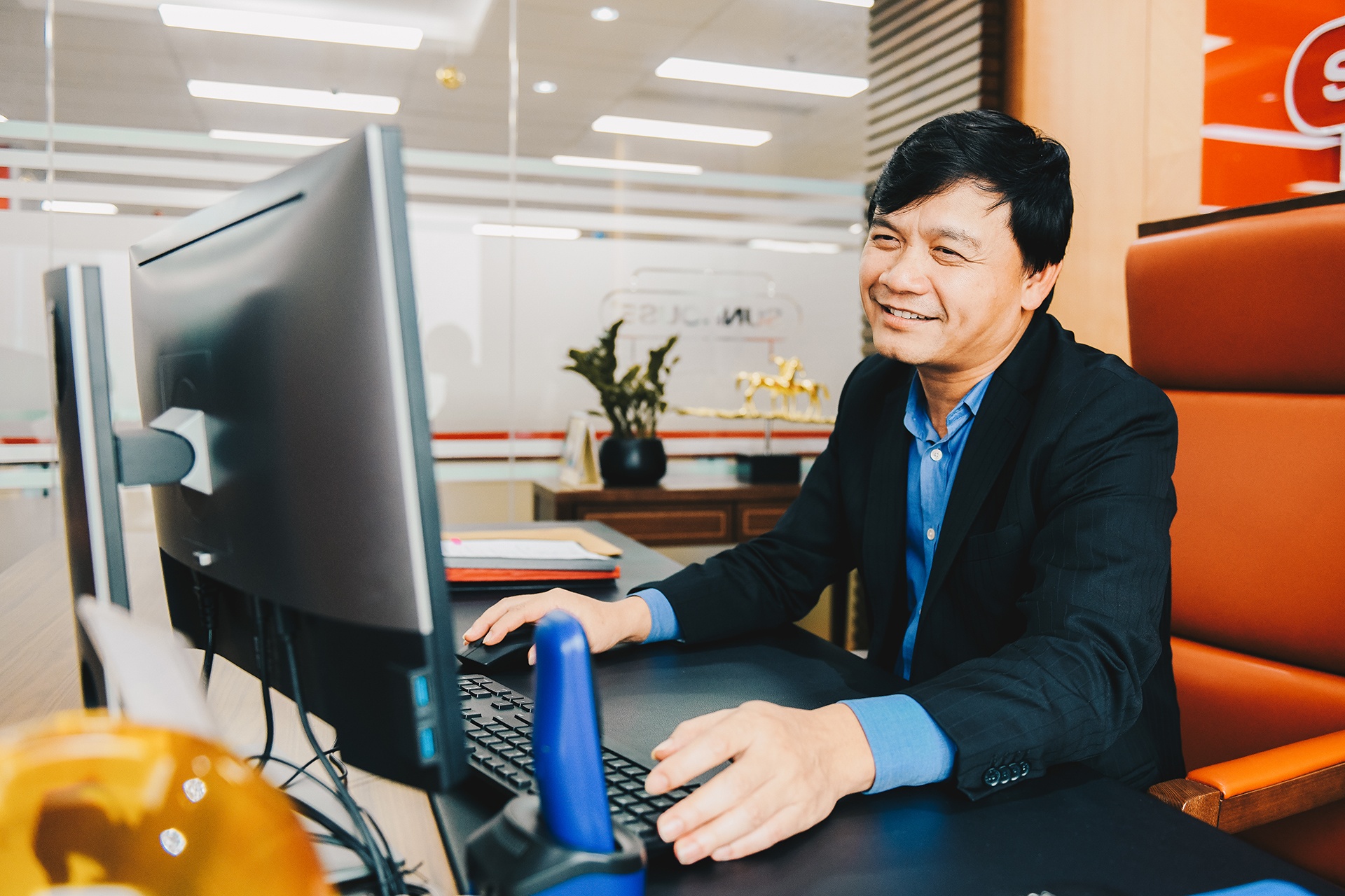 phong van shark Phu anh 22