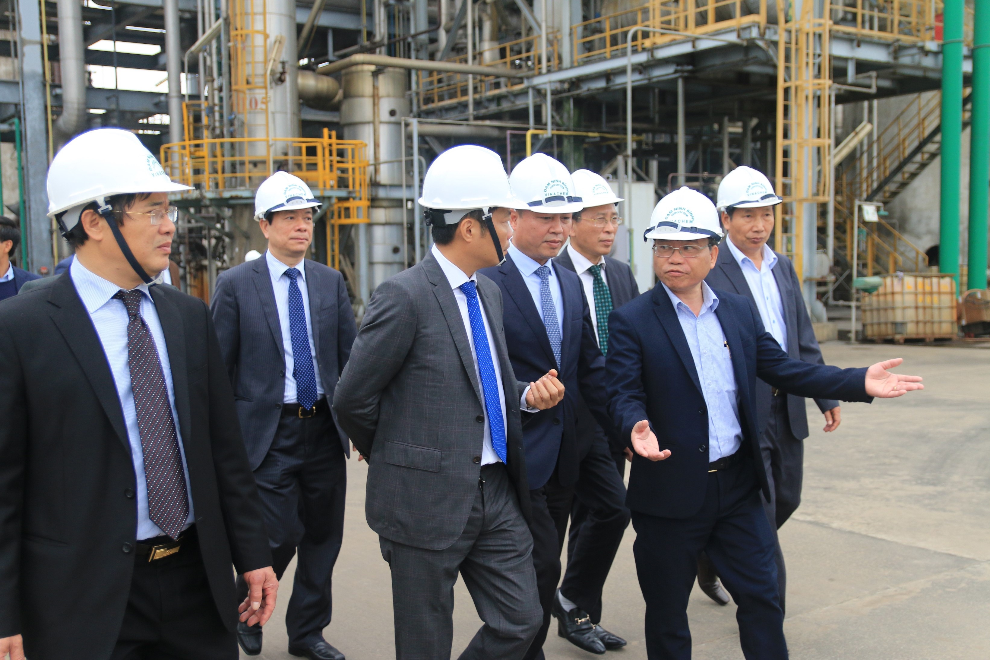 phong van bo truong tran tuan anh anh 4