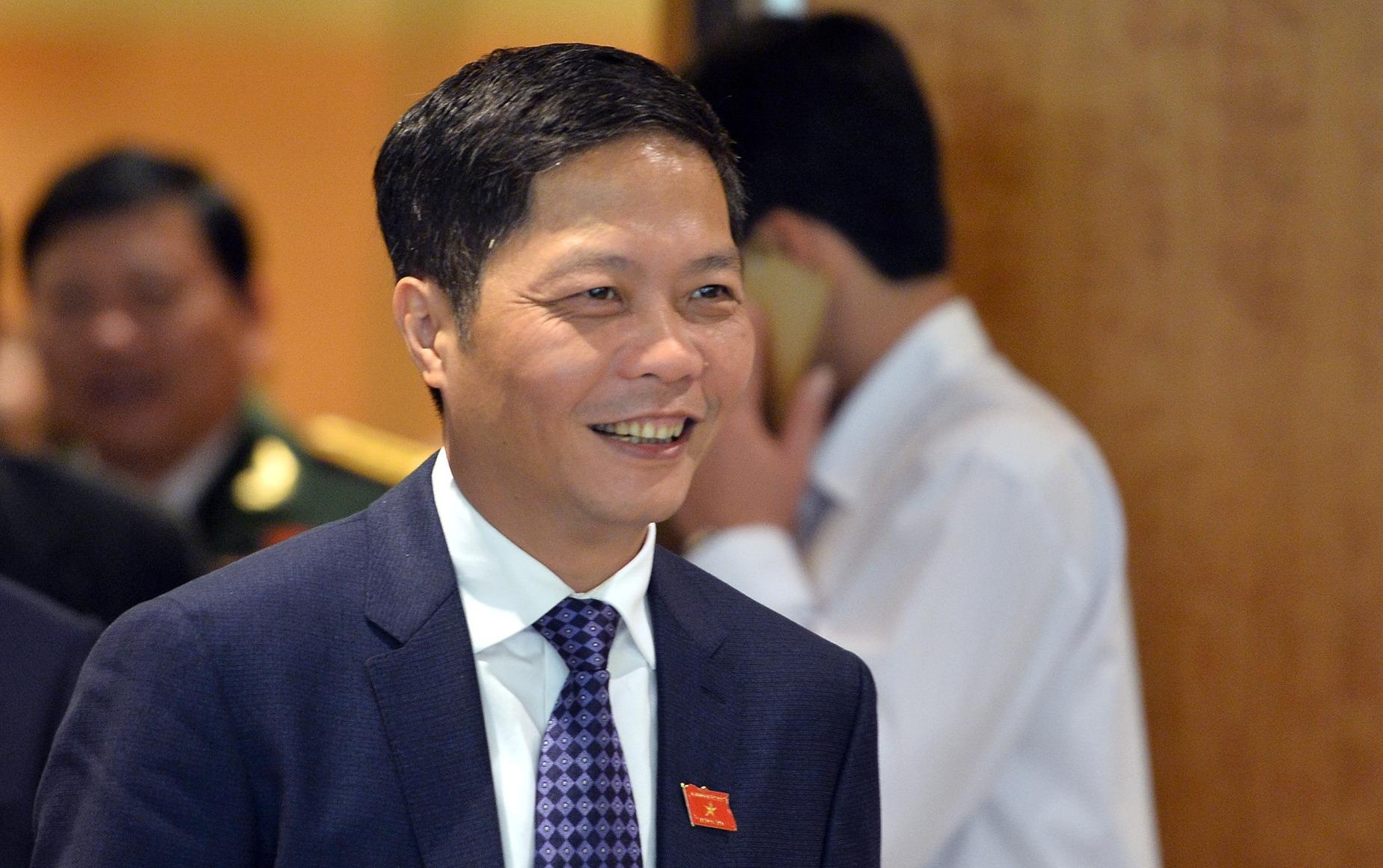 Bo truong Cong Thuong noi ve hang Trung Quoc doi lot hang Viet hinh anh